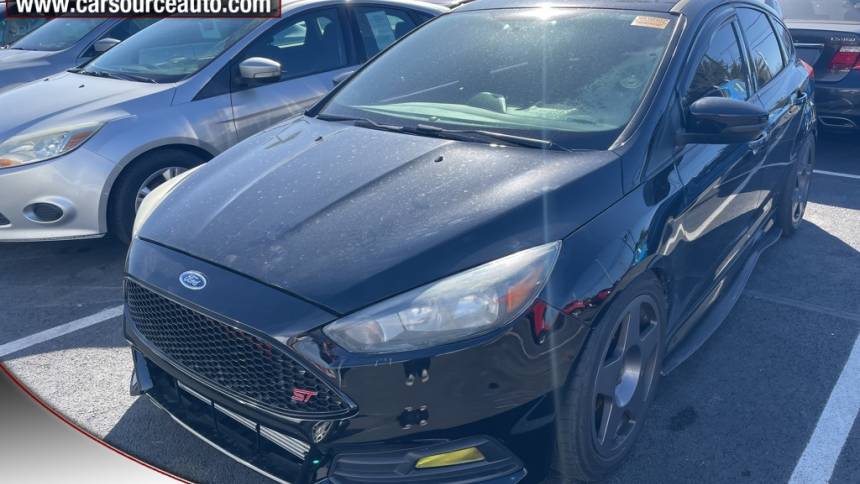 2017 Ford Focus ST — Hatchback — 138,097 mi — Grove City, OH