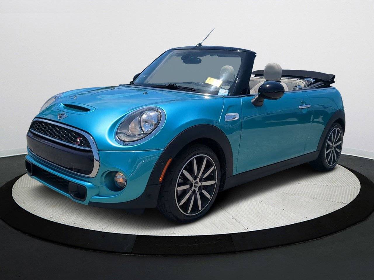 2018 MINI Convertible Cooper S — Convertible — 30,971 mi — Sarasota, FL