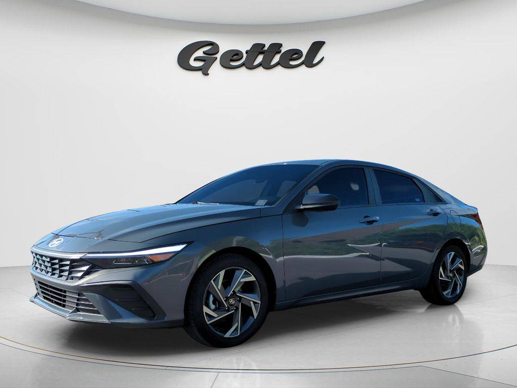 2025 Hyundai Elantra SEL Sport — Sedan — 7,005 mi — Sarasota, FL