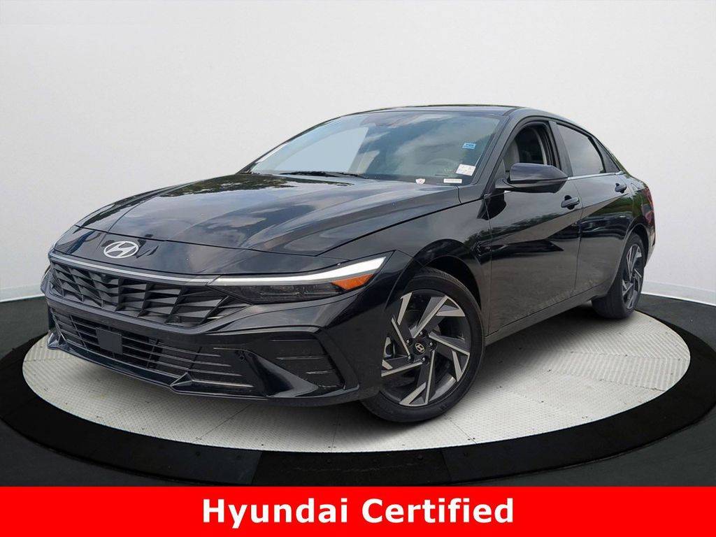 2024 Hyundai Elantra Limited — Sedan — 4,424 mi — Sarasota, FL