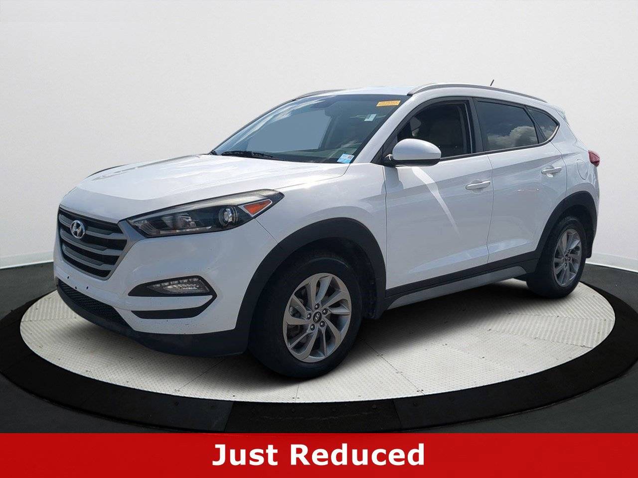2017 Hyundai Tucson SE — SUV — 77,213 mi — Sarasota, FL