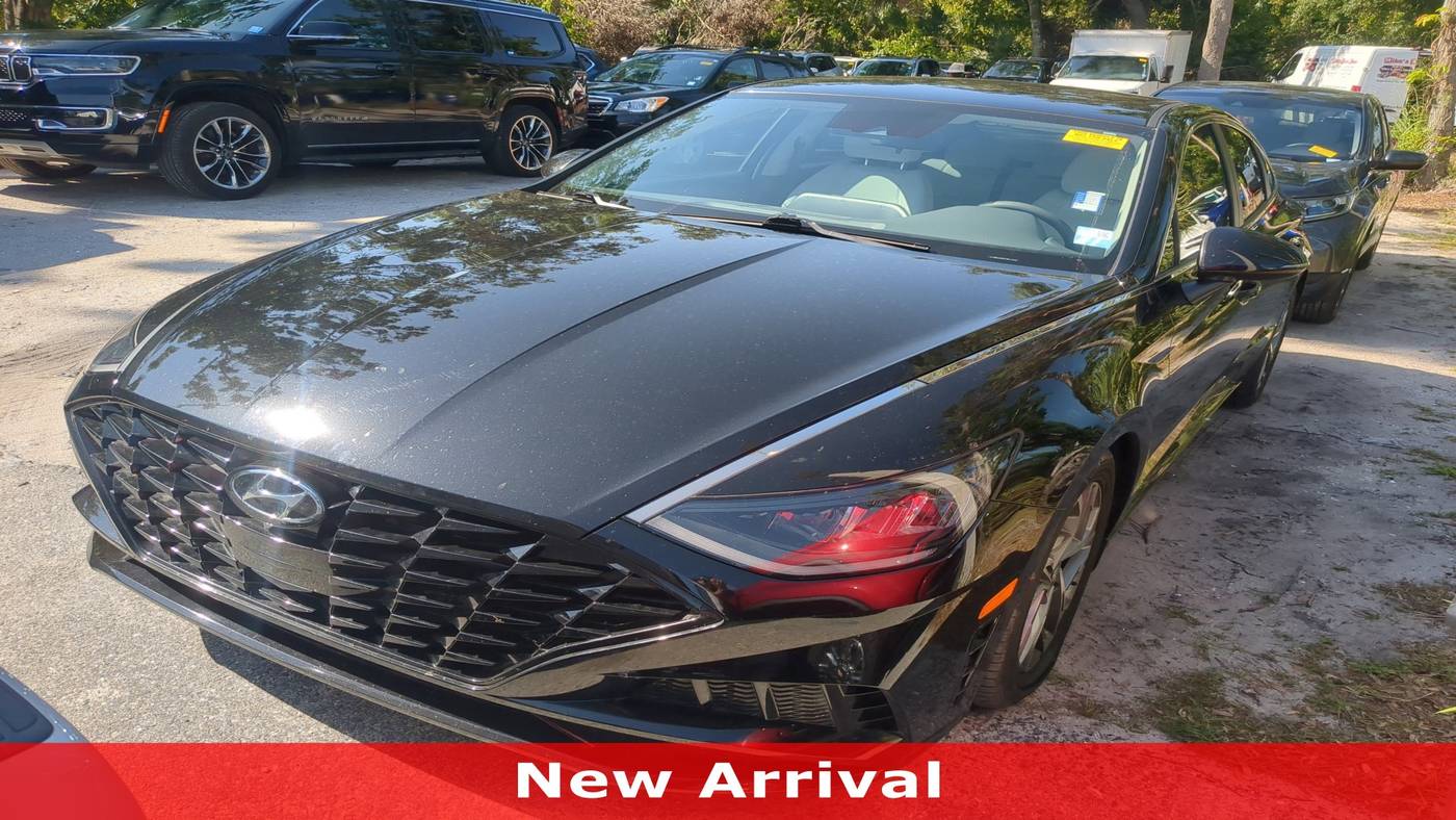 2022 Hyundai Sonata SEL — Sedan — 52,627 mi — Sarasota, FL