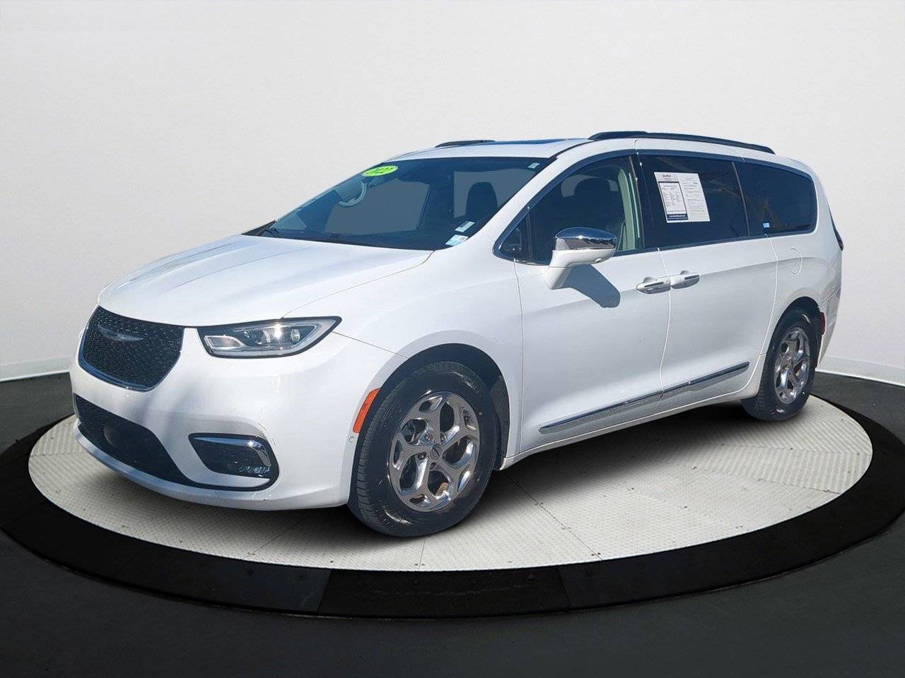 2022 Chrysler Pacifica Limited — Minivan — 37,974 mi — Sarasota, FL