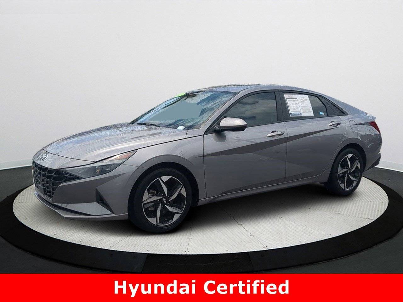 2023 Hyundai Elantra SEL — Sedan — 5,585 mi — Sarasota, FL
