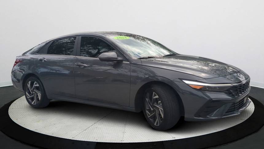2024 Hyundai Elantra Hybrid Limited — Sedan — 6,693 mi — Sarasota, FL
