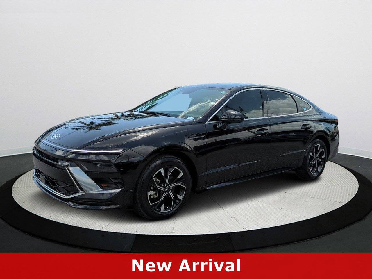 2024 Hyundai Sonata SEL — Sedan — 4,046 mi — Sarasota, FL