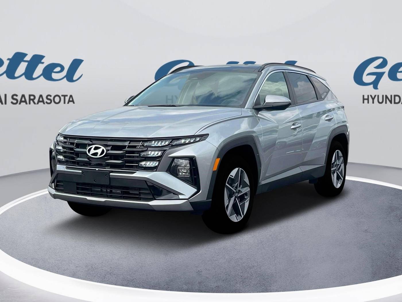 2025 Hyundai Tucson Hybrid SEL Convenience — SUV — 2,616 mi — Sarasota, FL
