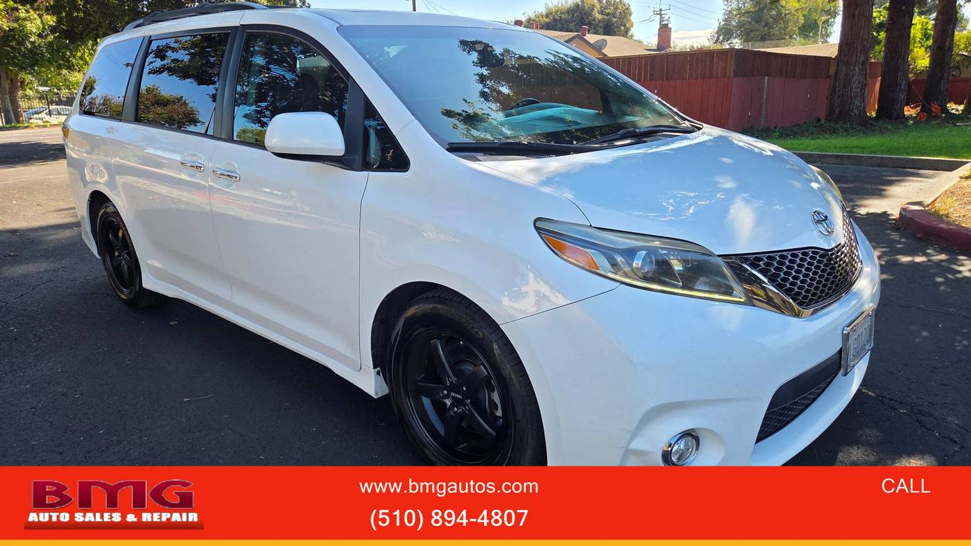 2017 Toyota Sienna SE — Minivan — 91,510 mi — Fremont, CA