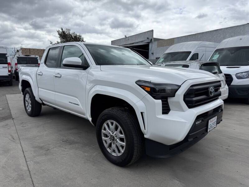2024 Toyota Tacoma SR5 — Pickup Truck — 11,919 mi — Bellflower, CA