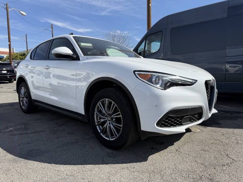 2023 Alfa Romeo Stelvio Sprint — SUV — 21,074 mi — Bellflower, CA