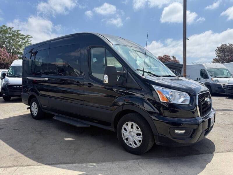 2022 Ford Transit Passenger Wagon T-350 XLT — Passenger Van — 27,220 mi — Bellflower, CA