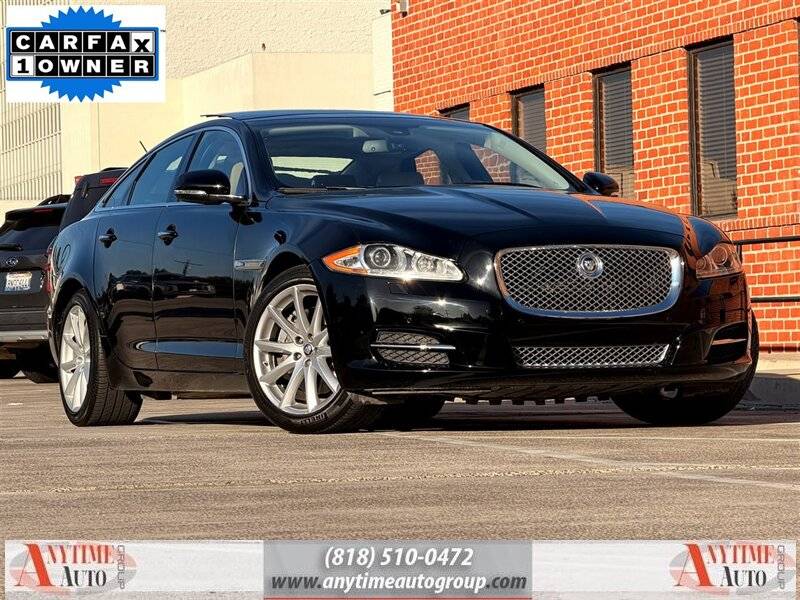2013 Jaguar XJ Standard