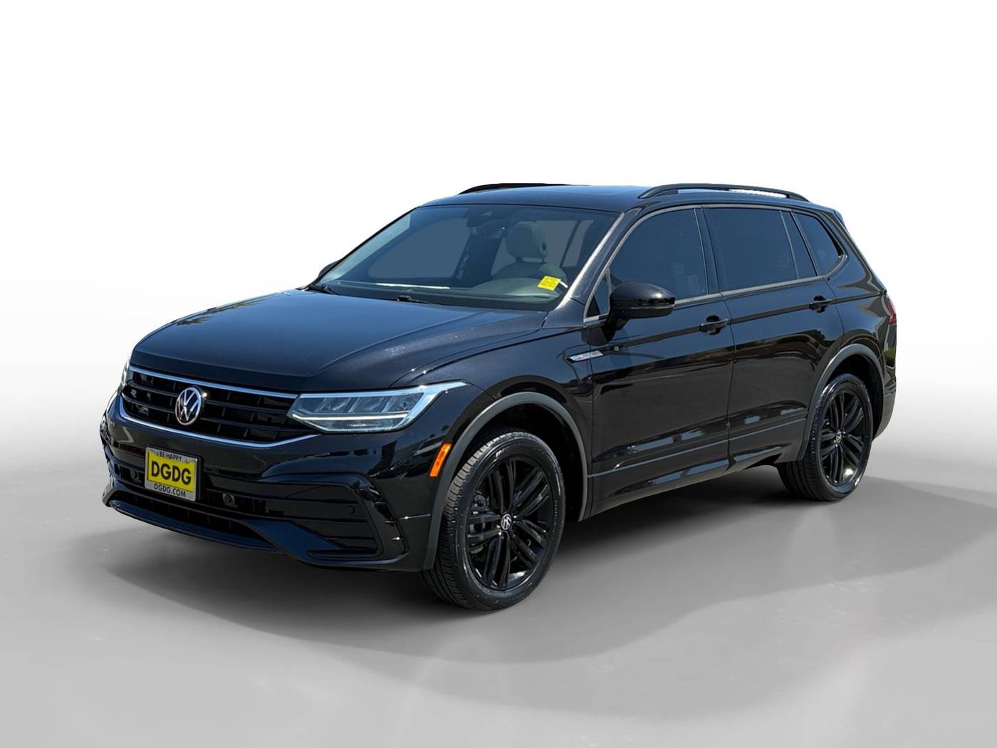 2022 Volkswagen Tiguan SE R-Line Black — SUV — 75,261 mi — Salinas, CA