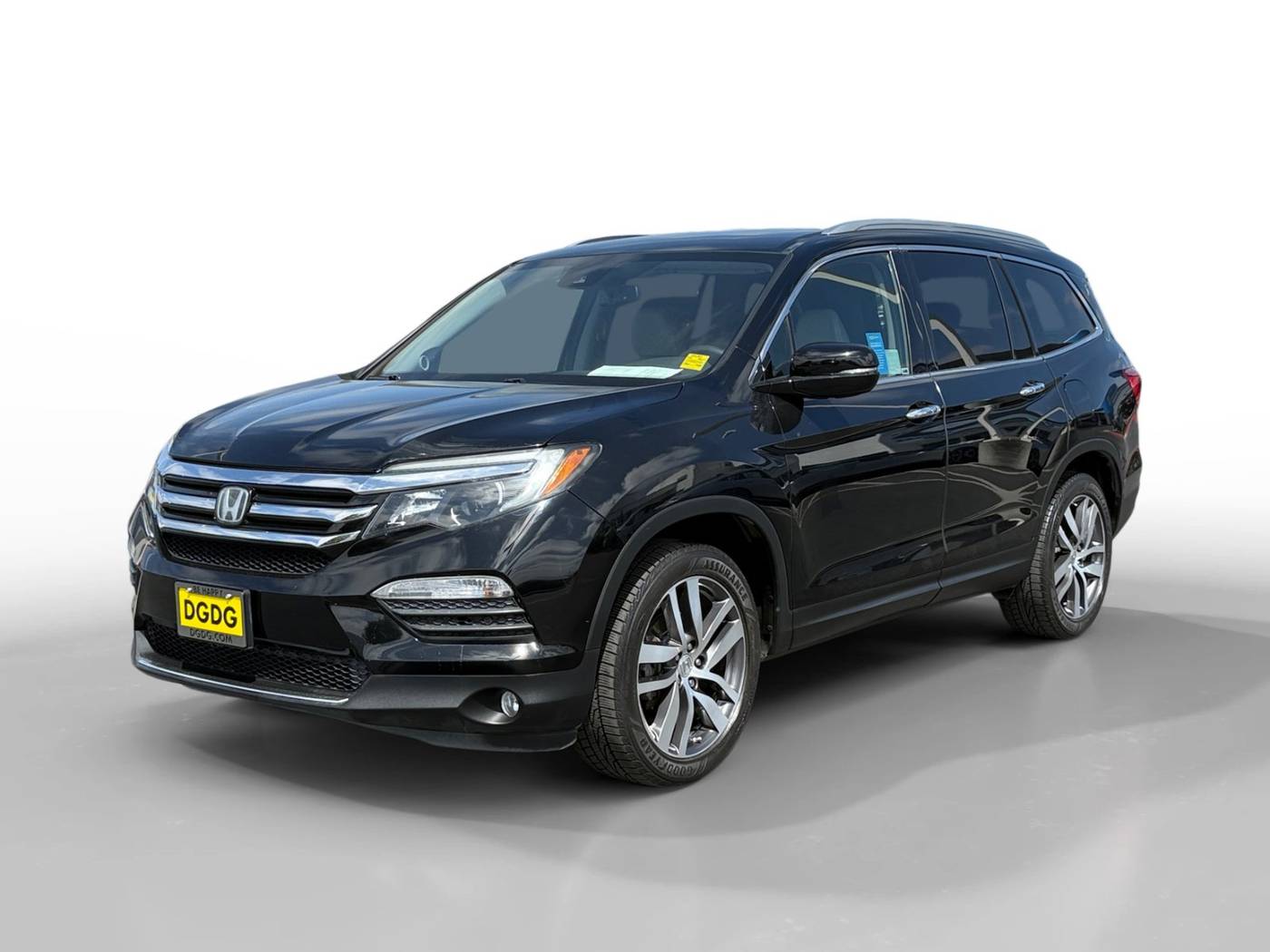 2016 Honda Pilot Touring — SUV — 95,758 mi — Salinas, CA