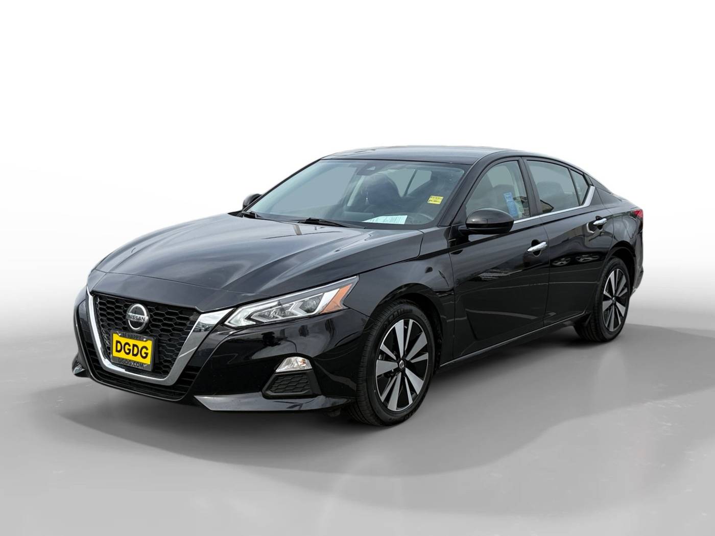 2022 Nissan Altima SV — Sedan — 64,987 mi — Salinas, CA