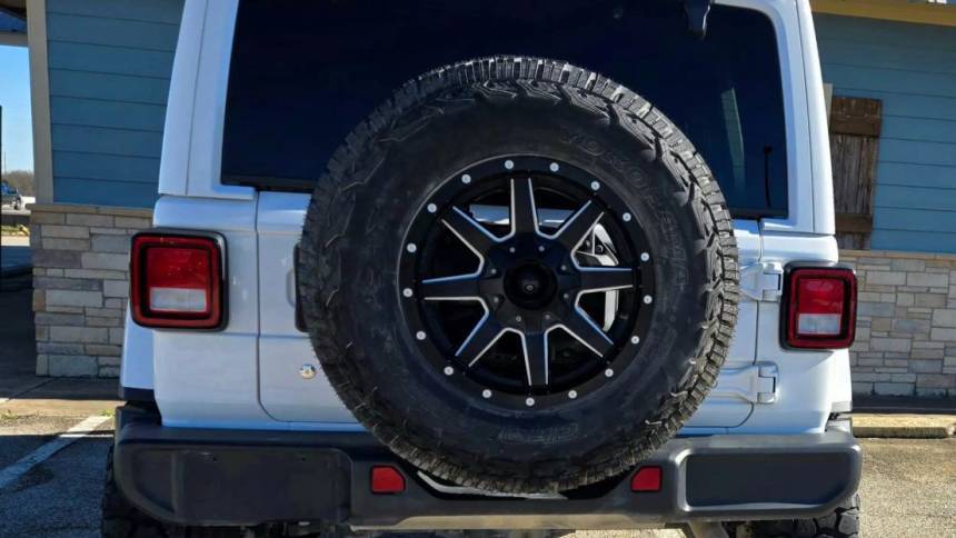 Thumbnail 4