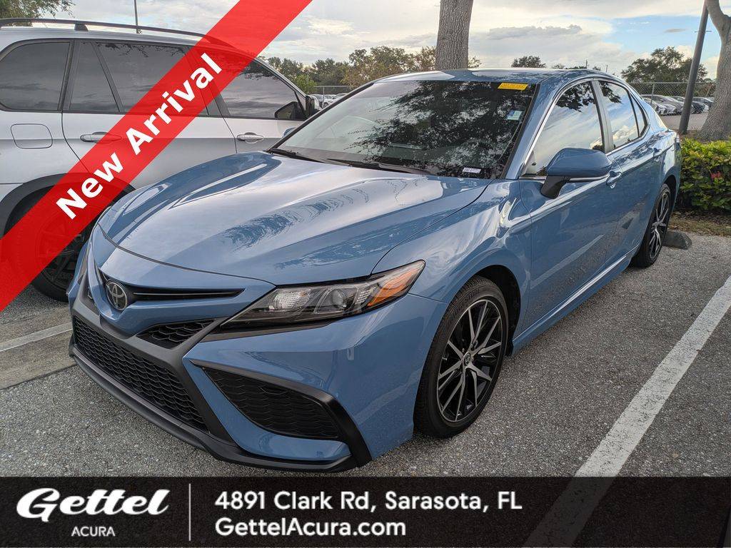 2023 Toyota Camry SE — Sedan — 20,873 mi — Sarasota, FL