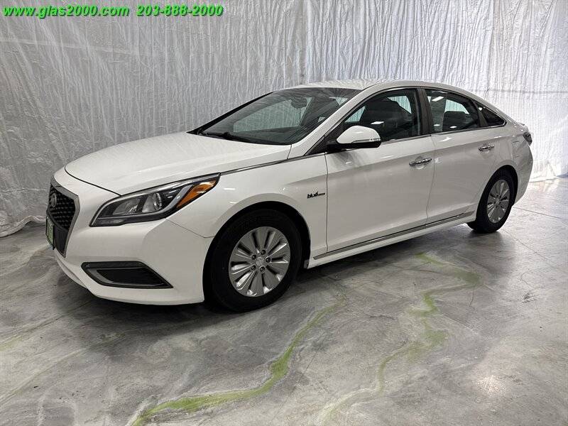 2016 Hyundai Sonata Hybrid SE — Sedan — 82,357 mi — Bethany, CT