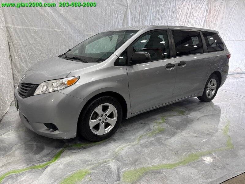 2016 Toyota Sienna L — Minivan — 104,590 mi — Bethany, CT
