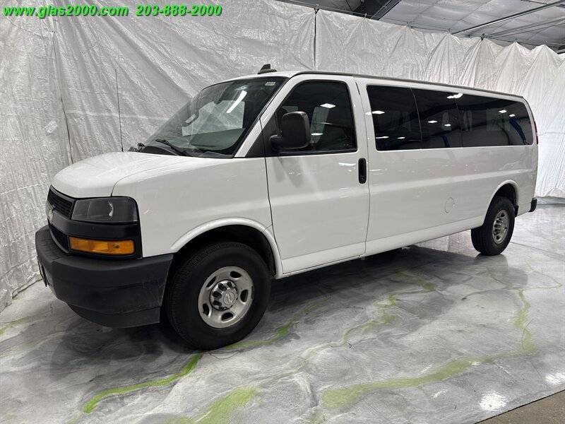 2022 Chevrolet Express Passenger LS — Passenger Van — 94,149 mi — Bethany, CT