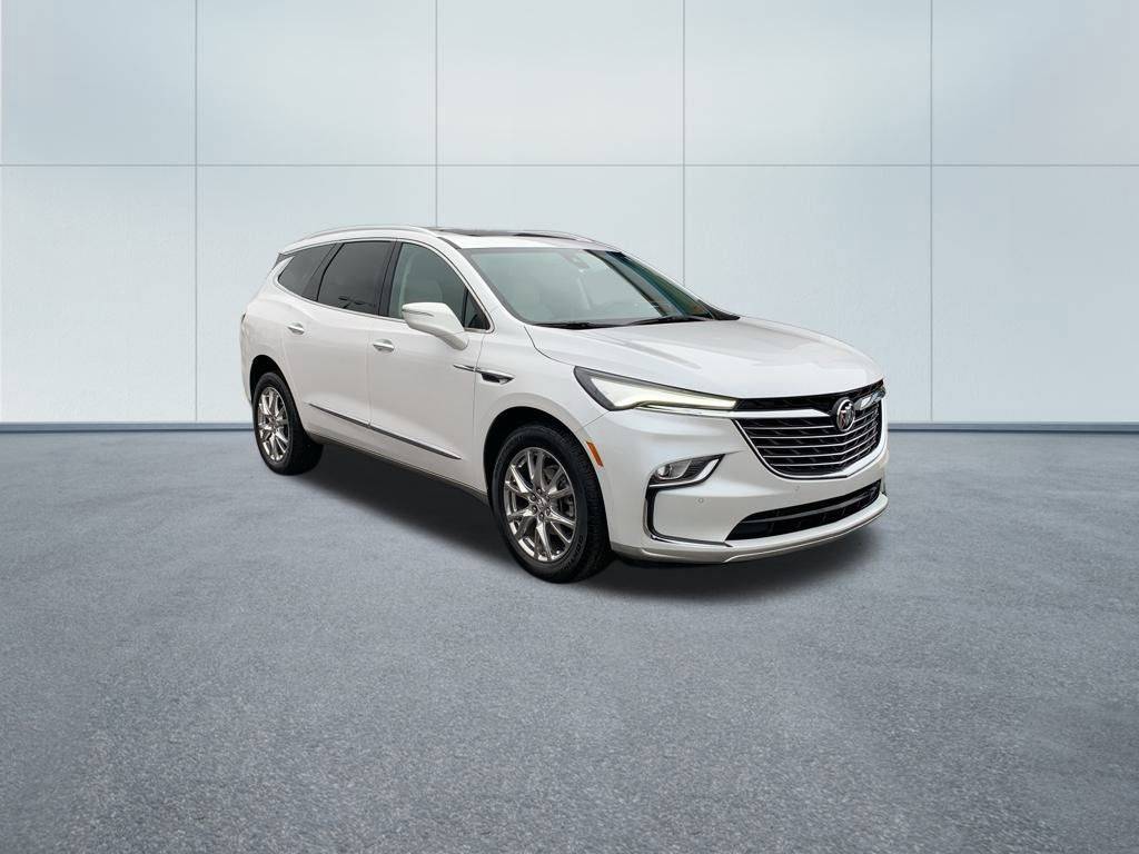 2023 Buick Enclave Essence — SUV — 20,636 mi — Triadelphia, WV