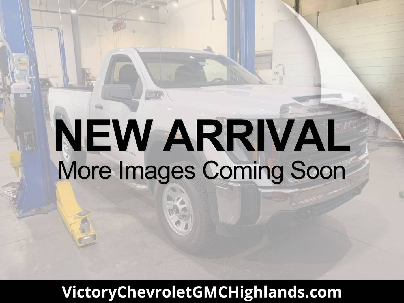 2024 GMC Sierra 2500HD Pro — Pickup Truck — 5,340 mi — Triadelphia, WV