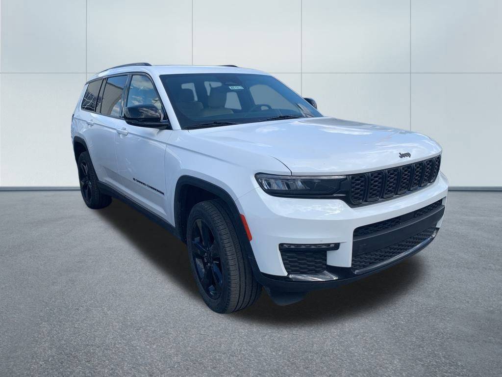2023 Jeep Grand Cherokee Limited — SUV — 26,500 mi — Triadelphia, WV