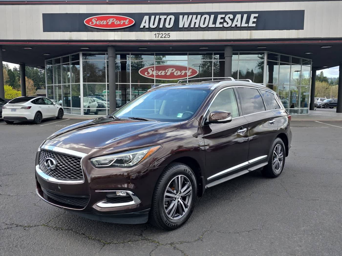 2019 INFINITI QX60 LUXE — SUV — 74,685 mi — Portland, OR