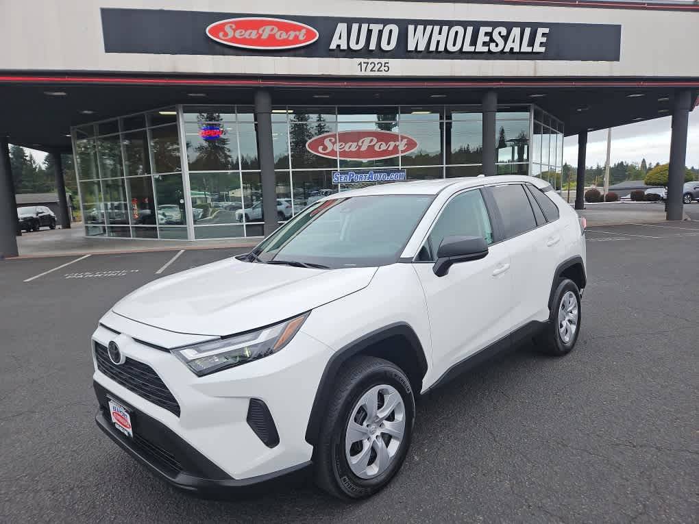 2024 Toyota RAV4 LE — SUV — 24,887 mi — Portland, OR