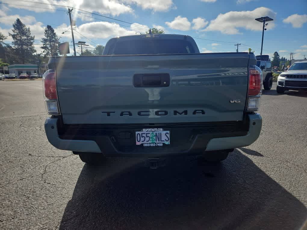 Thumbnail 4