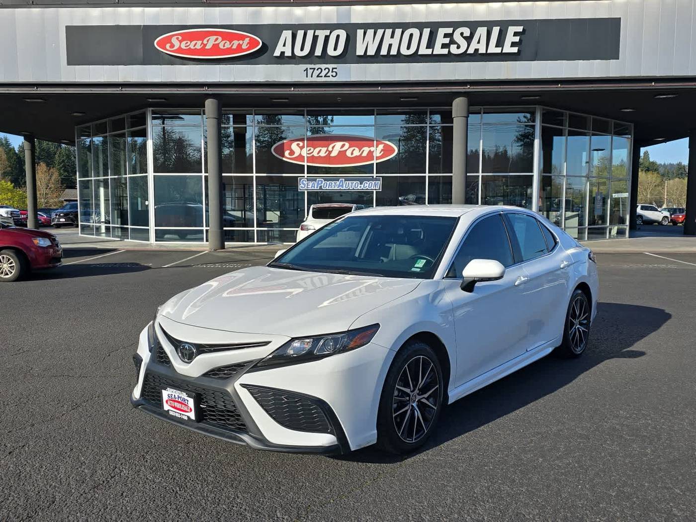 2022 Toyota Camry SE — Sedan — 41,360 mi — Portland, OR