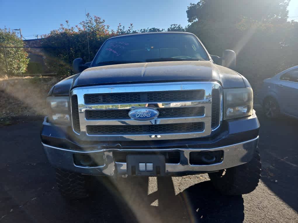 2006 Ford Super Duty F-350 Lariat — Pickup Truck — 187,328 mi — Portland, OR