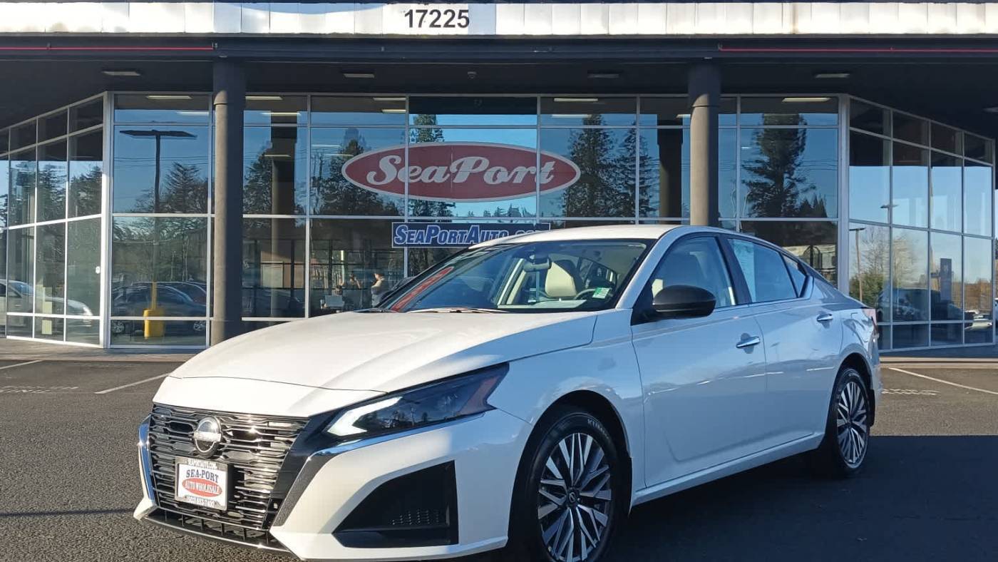 2024 Nissan Altima SV — Sedan — 15,089 mi — Portland, OR