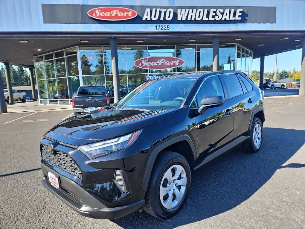 2024 Toyota RAV4 LE — SUV — 27,077 mi — Portland, OR