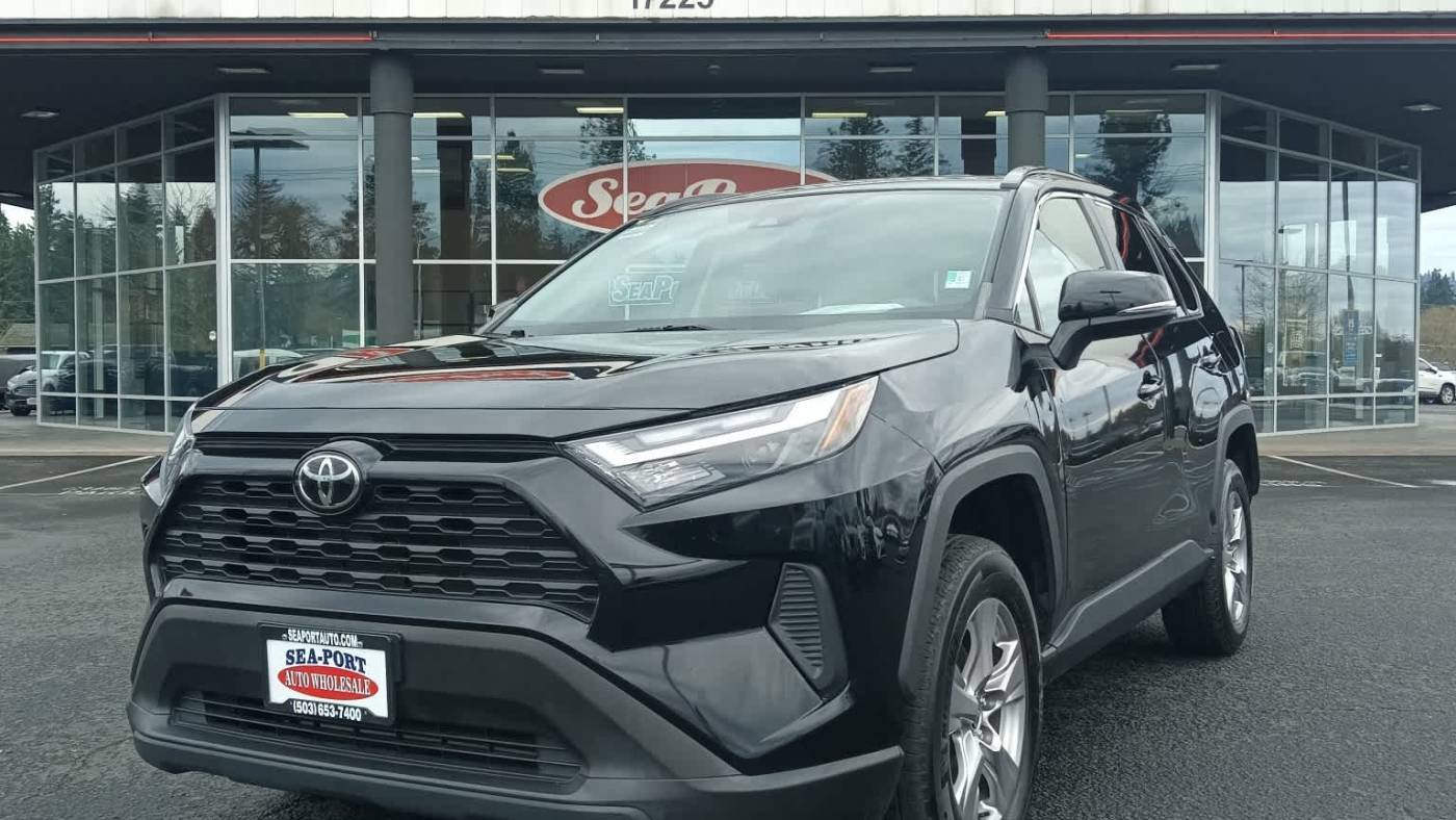 2022 Toyota RAV4 XLE — SUV — 64,713 mi — Portland, OR