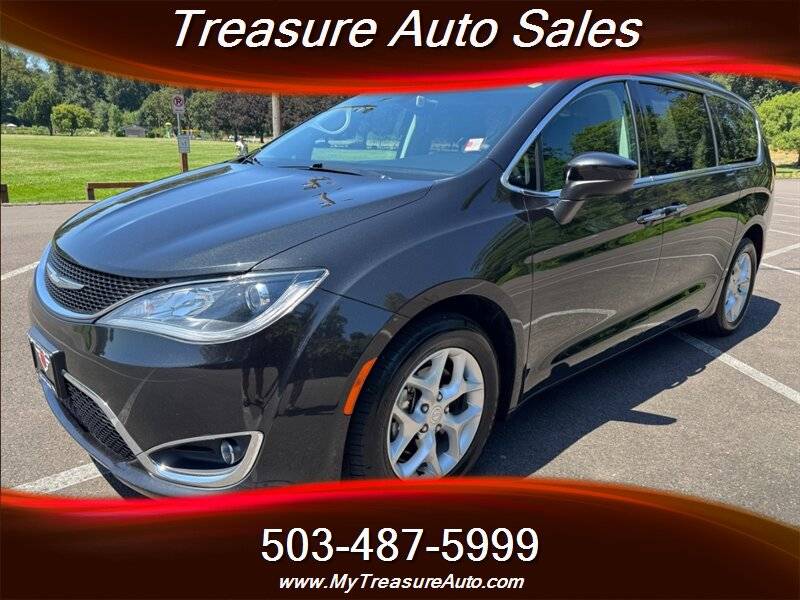 2017 Chrysler Pacifica Touring Plus — Minivan — 143,927 mi — Gladstone, OR