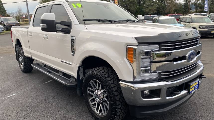 2019 Ford Super Duty F-350 Lariat — Pickup Truck — 45,636 mi — Newberg, OR