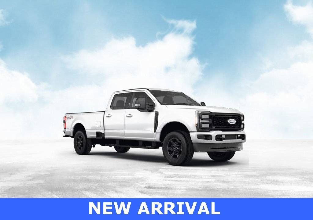 2023 Ford Super Duty F-350 XLT — Pickup Truck — 34,908 mi — Newberg, OR