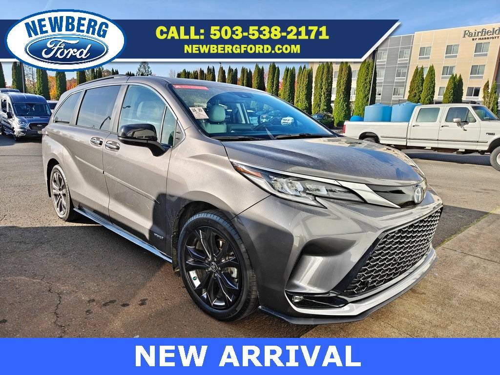 2021 Toyota Sienna XSE — Minivan — 12,797 mi — Newberg, OR