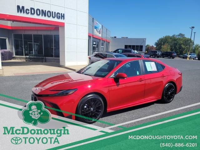 2025 Toyota Camry SE — Sedan — 3,250 mi — Staunton, VA