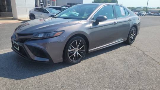 2022 Toyota Camry SE — Sedan — 59,659 mi — Staunton, VA