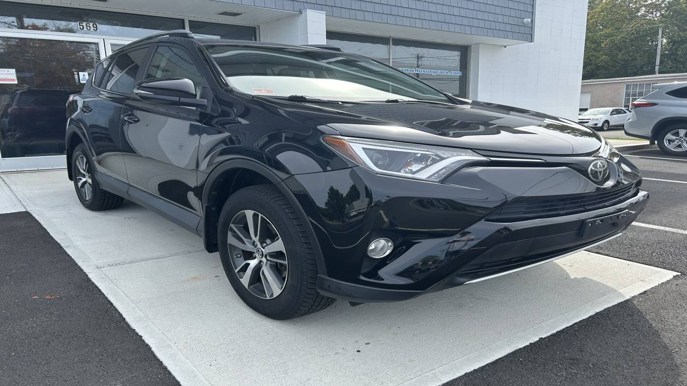 2017 Toyota RAV4 XLE — SUV — 75,000 mi — Wallingford, CT