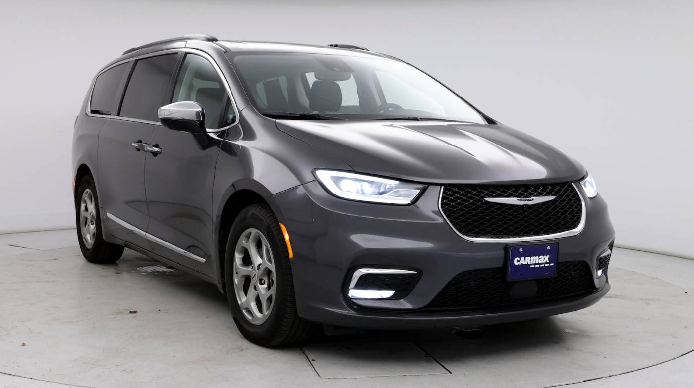 2023 Chrysler Pacifica Limited — Minivan — 25,336 mi — Lynchburg, VA