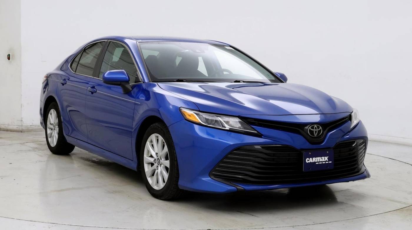 2020 Toyota Camry LE — Sedan — 51,813 mi — Lynchburg, VA