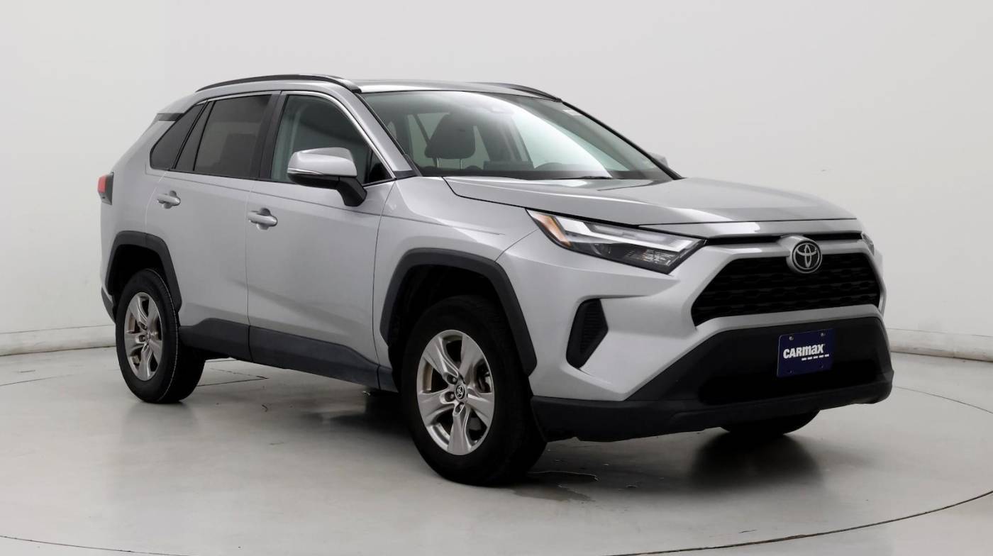 2022 Toyota RAV4 XLE — SUV — 30,904 mi — Lynchburg, VA