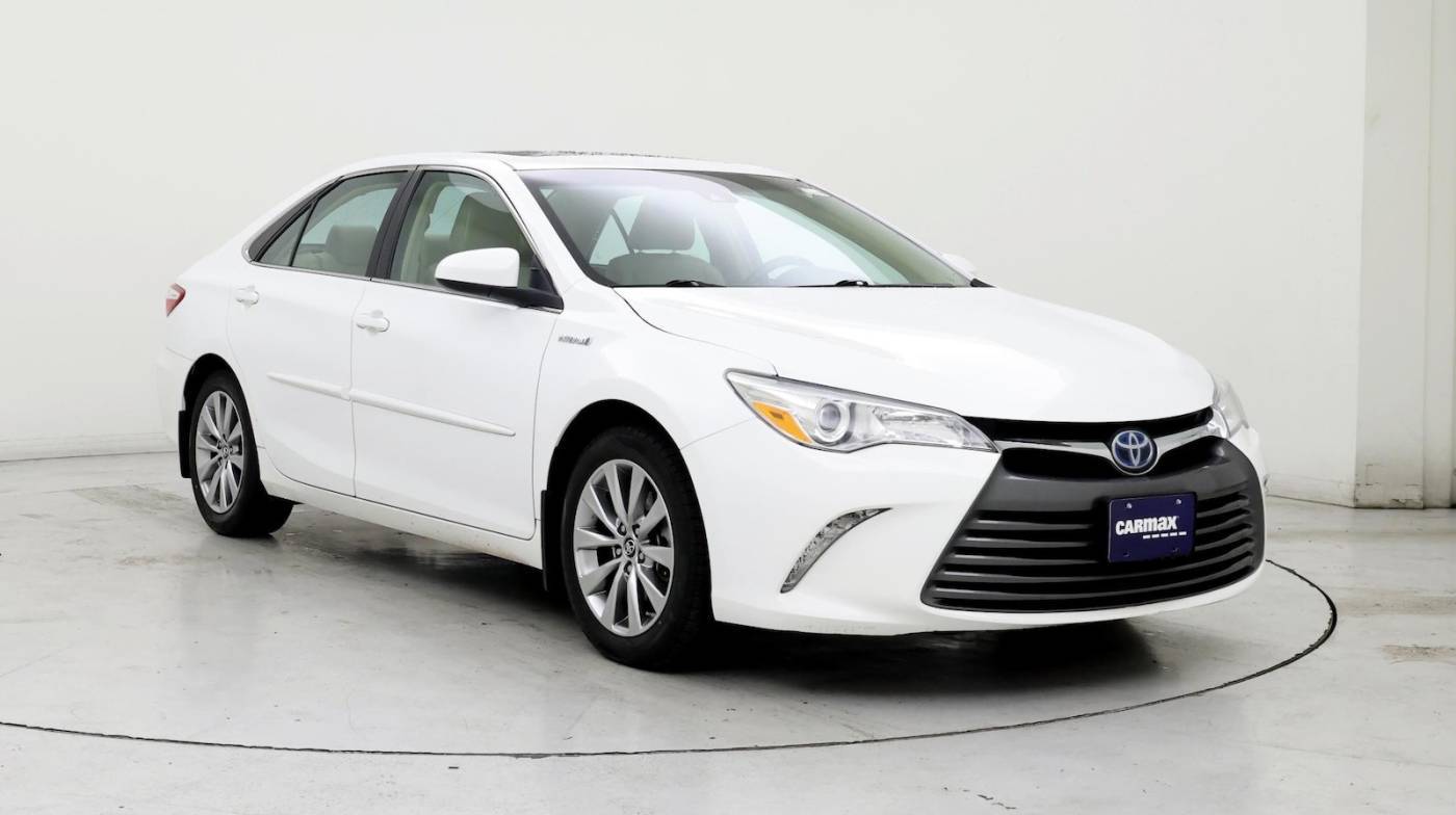 2016 Toyota Camry Hybrid XLE — Sedan — 82,194 mi — Milwaukie, OR