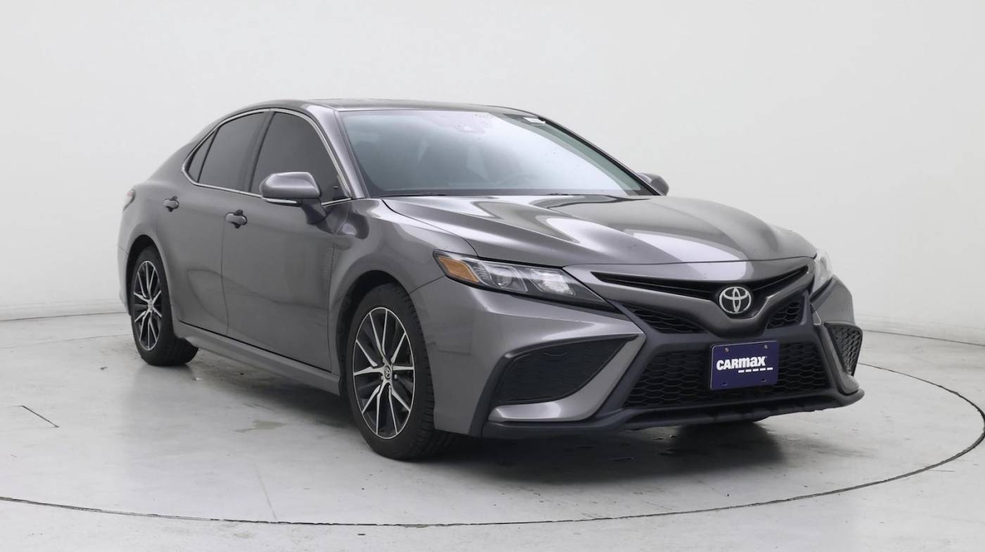 2021 Toyota Camry SE — Sedan — 42,686 mi — Milwaukie, OR