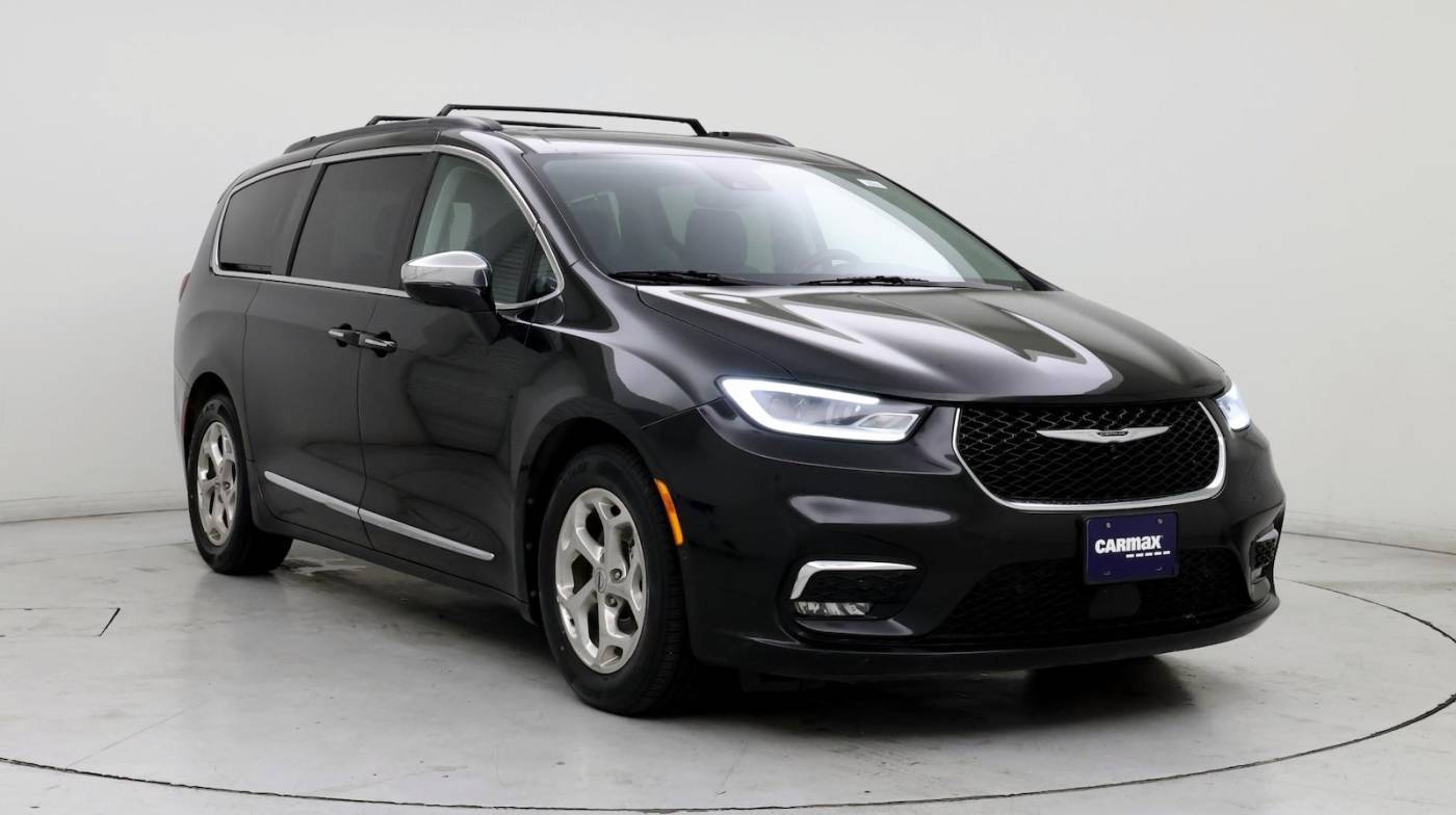 2022 Chrysler Pacifica Limited — Minivan — 46,467 mi — Milwaukie, OR