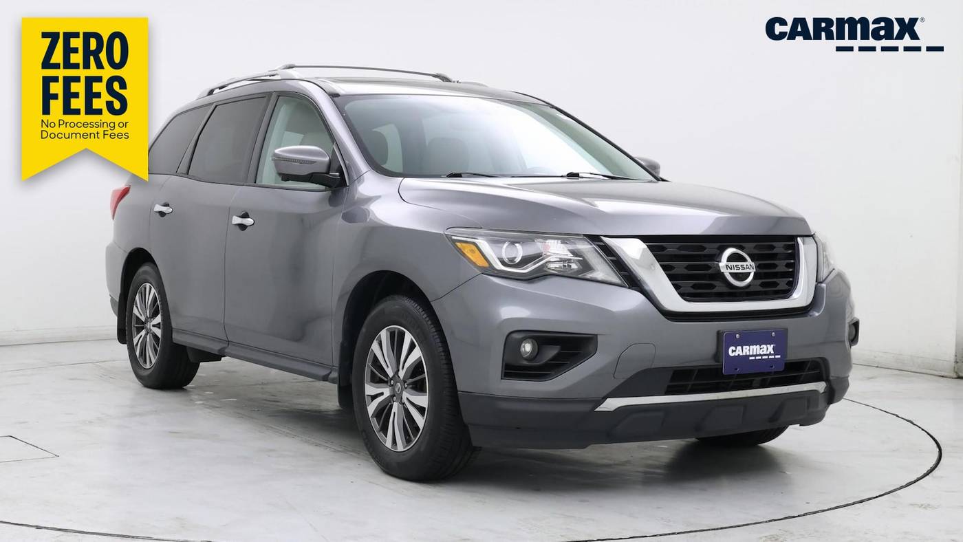 2017 Nissan Pathfinder SL