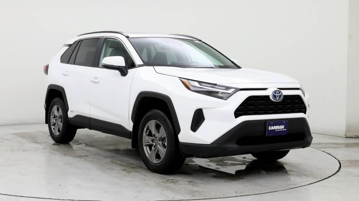 2024 Toyota RAV4 Hybrid XLE — SUV — 2,884 mi — Milwaukie, OR